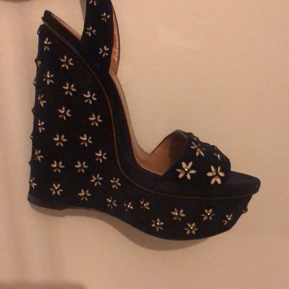 Navy Blue Alaïa Wedged Heels